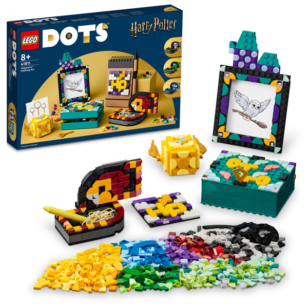 LEGO DOTS 41811 HOGWARTS DESKTOP KIT