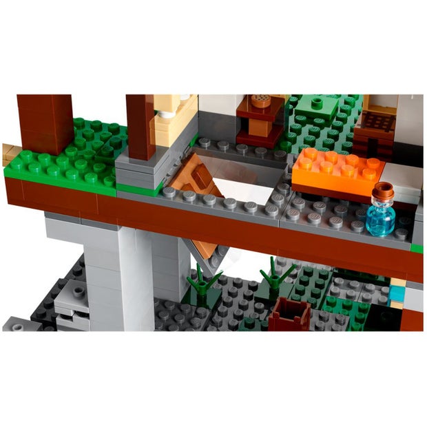 LEGO Minecraft 21183 The Training Grounds